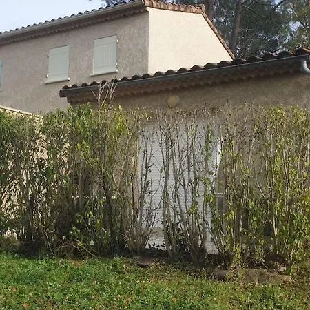 Les Faisses Ardechoises Apartamento *